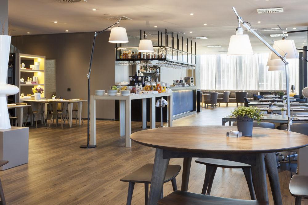 Ac Hotel La Finca By Marriott Pozuelo de Alarcón Dış mekan fotoğraf