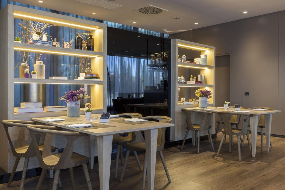 Ac Hotel La Finca By Marriott Pozuelo de Alarcón Dış mekan fotoğraf