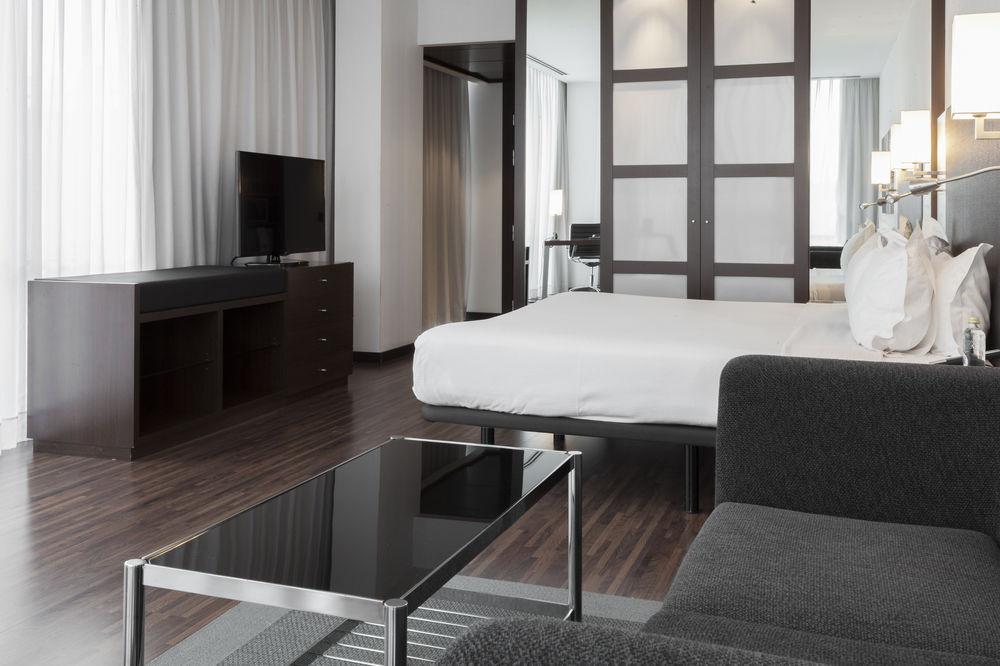 Ac Hotel La Finca By Marriott Pozuelo de Alarcón Dış mekan fotoğraf