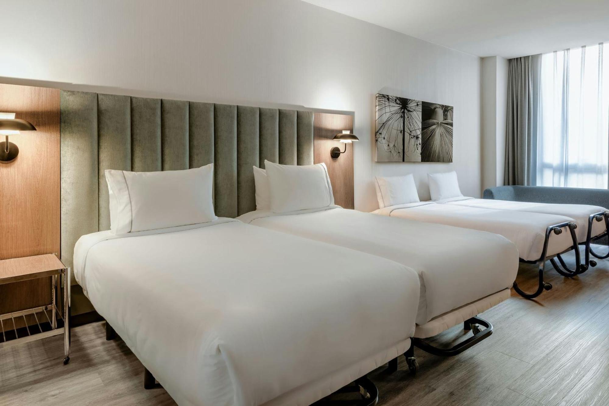 Ac Hotel La Finca By Marriott Pozuelo de Alarcón Dış mekan fotoğraf