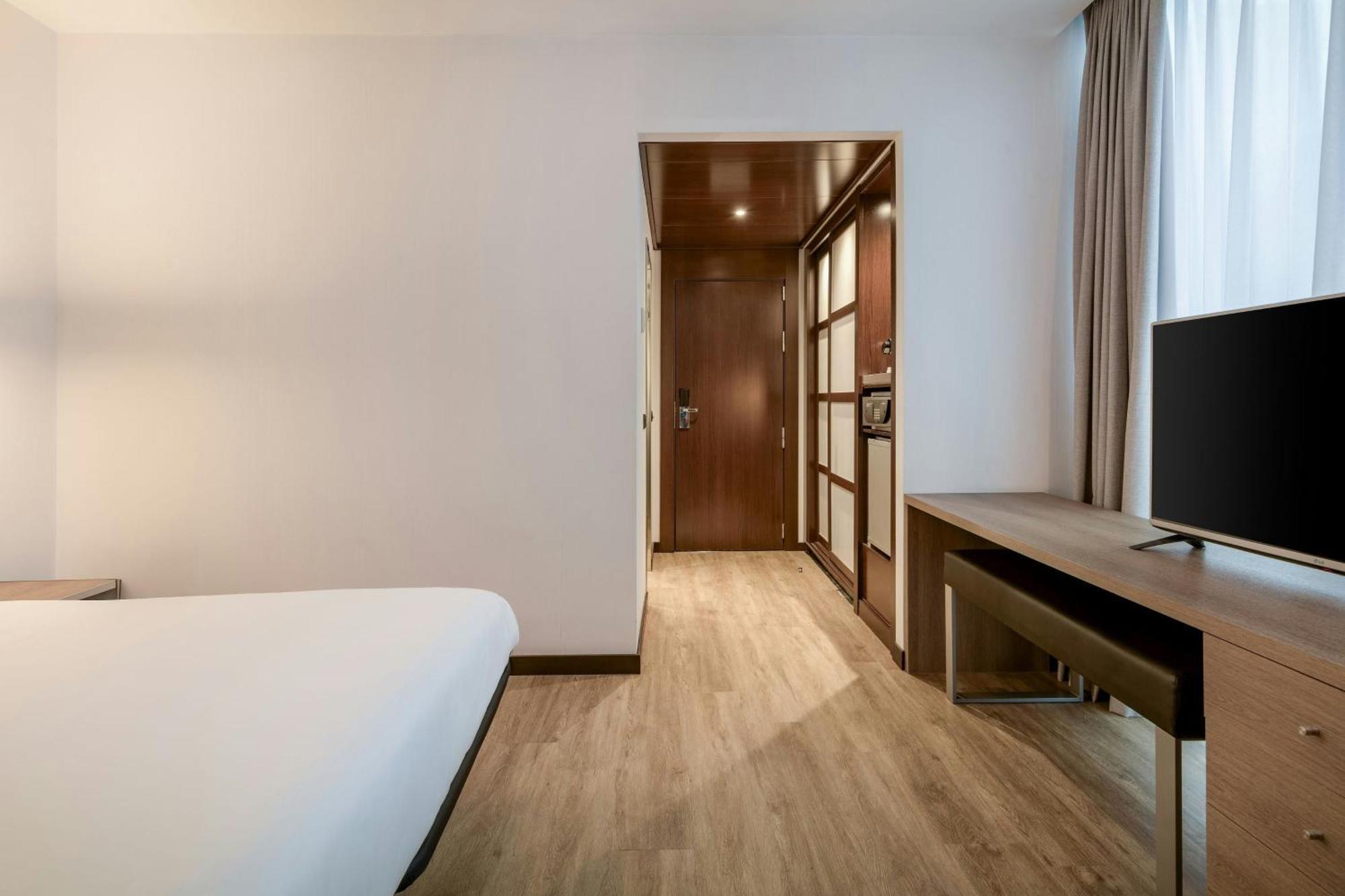 Ac Hotel La Finca By Marriott Pozuelo de Alarcón Dış mekan fotoğraf